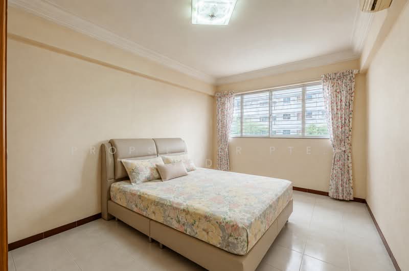 155 Yishun Street 11, 155 Yishun Street 11, 3 Bedrooms, 1,346 sqft, HDB Flat For Sale, by Gina Tow, 500190204 - Bedroom - PropertyGuru.com.sg