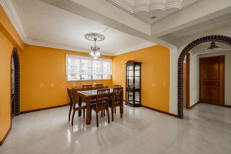 155 Yishun Street 11, 155 Yishun Street 11, 3 Bedrooms, 1,346 sqft, HDB Flat For Sale, by Gina Tow, 500190204 - Dining Room - PropertyGuru.com.sg