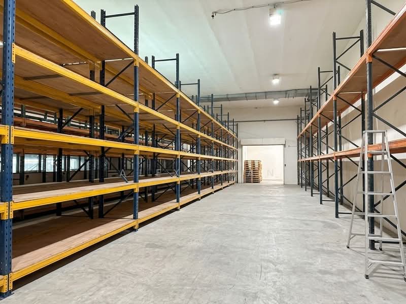 Cheap | Tuas | Bal 33yrs | Dormitory Zone | 7m Ceiling, Tuas, 39,999 sqft, Factory / Workshop (B2) For Sale, by Alex Chan, 500190206 - Interior - CommercialGuru.com.sg