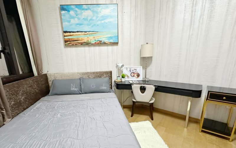 The Crest, 105 Prince Charles Crescent, Room Rental, 170 sqft, Condominium For Rent, by Nigel Eng, 500190220 - Bedroom - PropertyGuru.com.sg