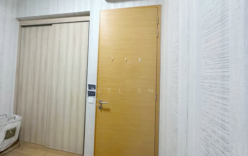 The Crest, 105 Prince Charles Crescent, Room Rental, 170 sqft, Condominium For Rent, by Nigel Eng, 500190220 - Entrance - PropertyGuru.com.sg