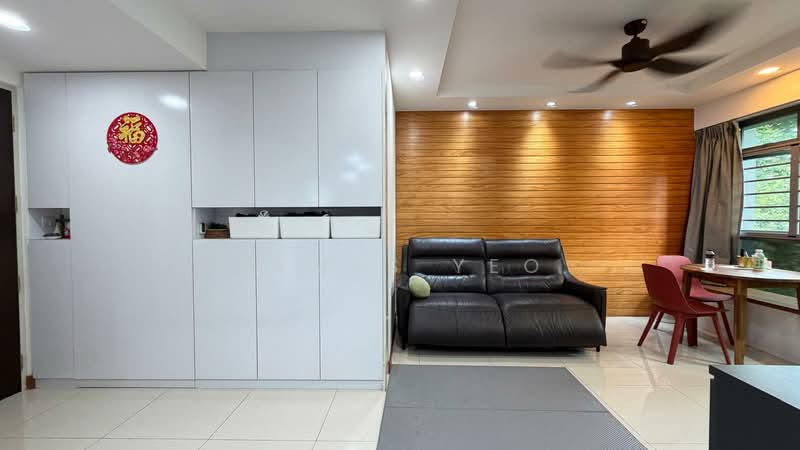 316A Punggol Way, 316A Punggol Way, 3 Bedrooms, 1,001 sqft, HDB Flat For Sale, by James Yeo, 500190230 - Living Room - PropertyGuru.com.sg