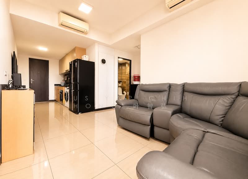 Gem Residences, , 2 Bedrooms, 678 sqft, Condominium For Sale, by Pius Yap Chih Hong 叶智弘, 500190232 - Living Room - PropertyGuru.com.sg