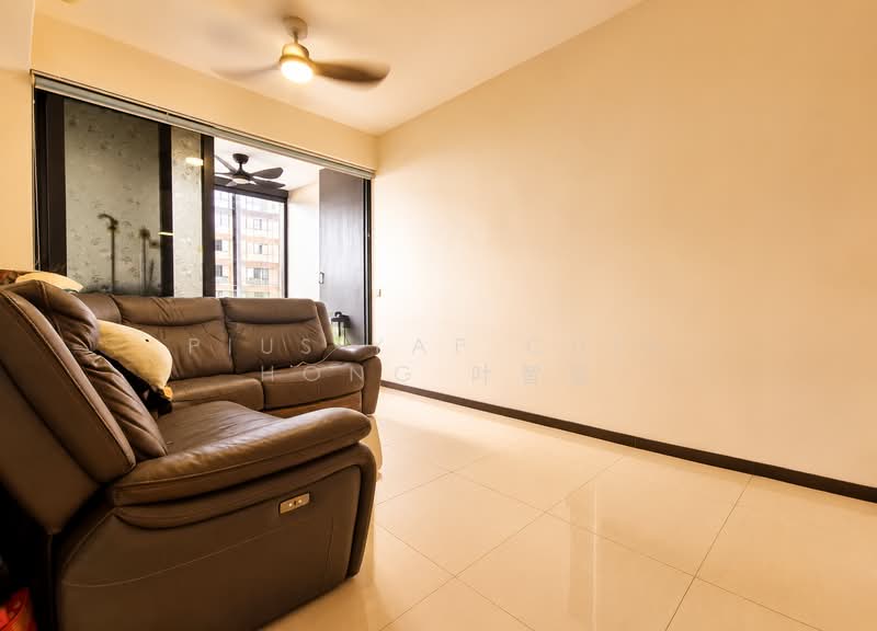Gem Residences, , 2 Bedrooms, 678 sqft, Condominium For Sale, by Pius Yap Chih Hong 叶智弘, 500190232 - Living Room - PropertyGuru.com.sg