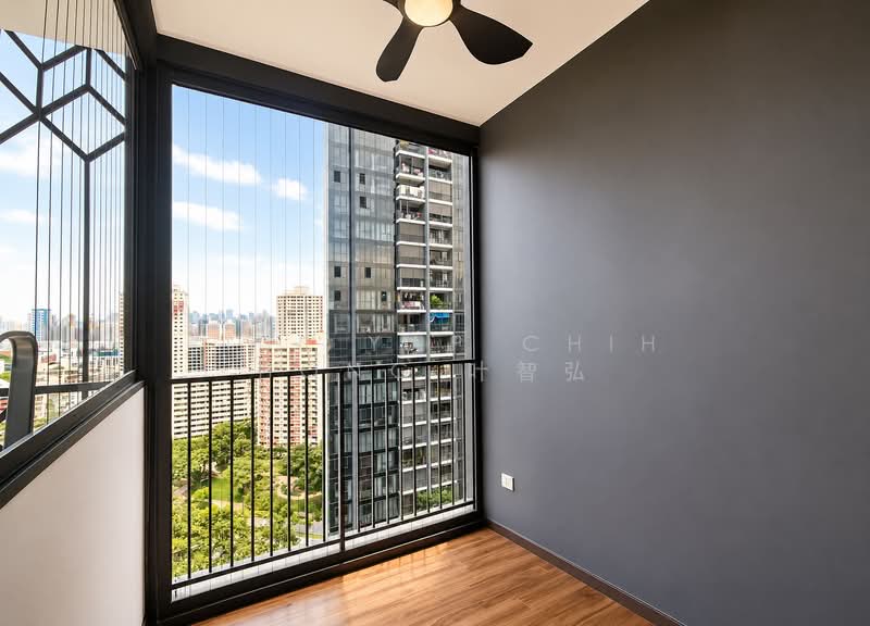 Gem Residences, , 2 Bedrooms, 678 sqft, Condominium For Sale, by Pius Yap Chih Hong 叶智弘, 500190232 - Balcony - PropertyGuru.com.sg