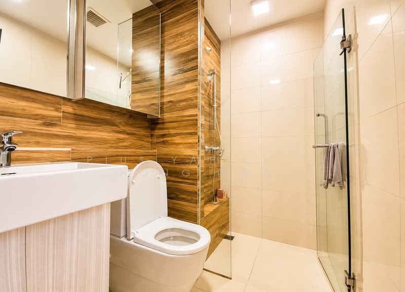 Gem Residences, , 2 Bedrooms, 678 sqft, Condominium For Sale, by Pius Yap Chih Hong 叶智弘, 500190232 - Bathroom - PropertyGuru.com.sg