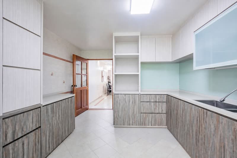 Nicon Gardens, 65K Choa Chu Kang Road, 4 Bedrooms, 2,013 sqft, Condominium For Sale, by KOH YONG JIAN, 500190237 - Kitchen - PropertyGuru.com.sg