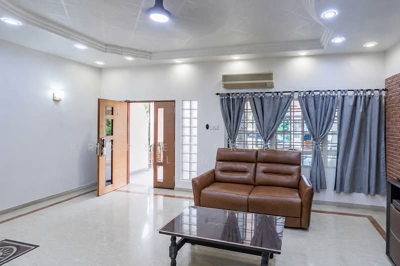 Nicon Gardens, 65K Choa Chu Kang Road, 4 Bedrooms, 2,013 sqft, Condominium For Sale, by KOH YONG JIAN, 500190237 - Living Room - PropertyGuru.com.sg