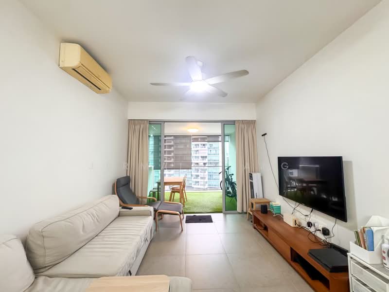The Minton, 10D Hougang Street 11, 2 Bedrooms, 980 sqft, Condominium For Sale, by Jermaine Ang, 500190248 - Living Room - PropertyGuru.com.sg