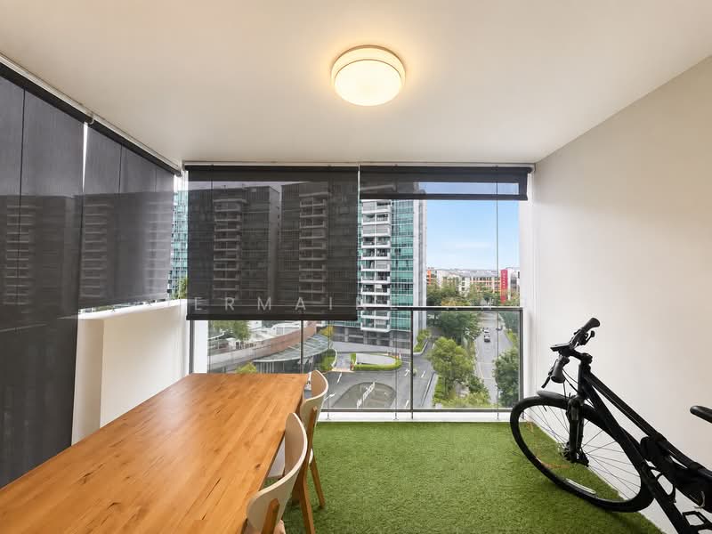 The Minton, 10D Hougang Street 11, 2 Bedrooms, 980 sqft, Condominium For Sale, by Jermaine Ang, 500190248 - Balcony - PropertyGuru.com.sg