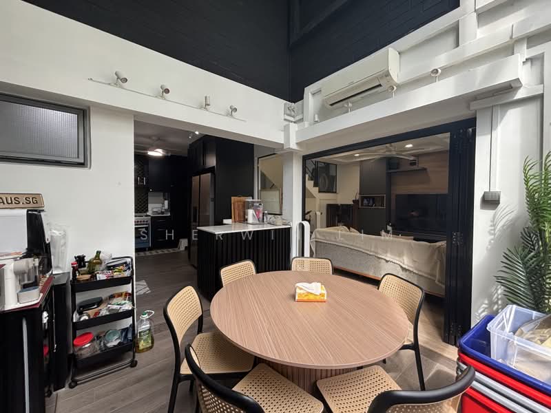387 Yishun Ring Road, 387 Yishun Ring Road, 5 Bedrooms, 1,572 sqft, HDB Flat For Sale, by Sherwin Lim, 500190249 - Kitchen - PropertyGuru.com.sg