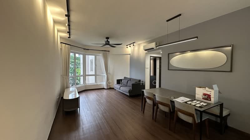 Castle Green, 481 Yio Chu Kang Road, 2 Bedrooms, 947 sqft, Condominium For Sale, by Mick Ho, 500190250 - Living Room - PropertyGuru.com.sg