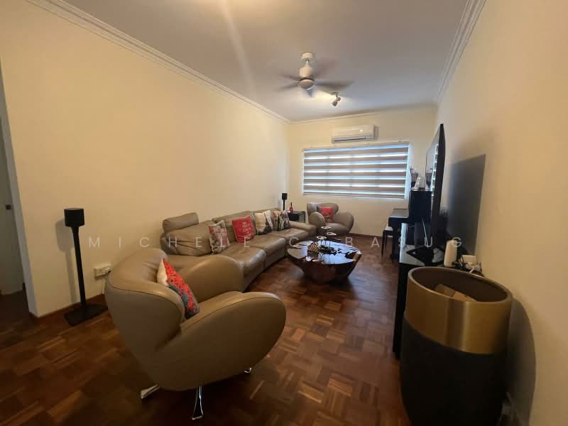 Duchess Avenue, Duchess Avenue, 4 Bedrooms, 4,000 sqft, Bungalow House For Rent, by Michele Cabasug, 500190285 - Living Room - PropertyGuru.com.sg