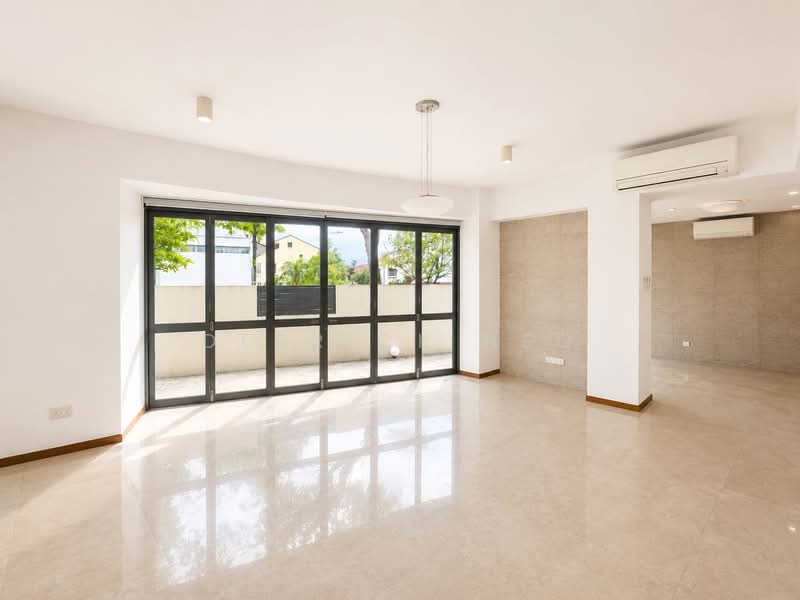 Goldenhill Villas, Golden Drive, 4 Bedrooms, 3,800 sqft, Terraced House For Rent, by Derrick Neo, 500190316 - Living Room - PropertyGuru.com.sg