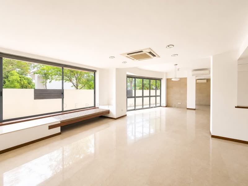 Goldenhill Villas, Golden Drive, 4 Bedrooms, 3,800 sqft, Terraced House For Rent, by Derrick Neo, 500190316 - Living Room - PropertyGuru.com.sg
