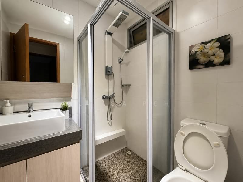 Kerrisdale, 36 Sturdee Road, Room Rental, 90 sqft, Condominium For Rent, by Alyssa Peh, 500190318 - Bathroom - PropertyGuru.com.sg