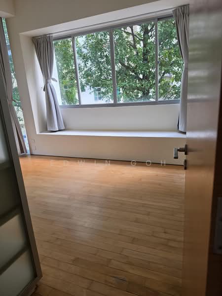 Balmoral Heights, 8 Balmoral Crescent, Tanglin / Holland / Bukit Timah, 3 Bedrooms, 1,200 sqft, Apartment For Rent, by Edwin Goh, 500190325 - Interior - PropertyGuru.com.sg