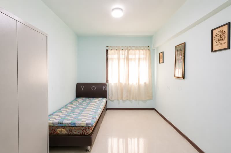 653B Jurong West Street 61, 653B Jurong West Street 61, 3 Bedrooms, 1,195 sqft, HDB Flat For Sale, by Lim Yong Keong, 500190335 - Bedroom - PropertyGuru.com.sg