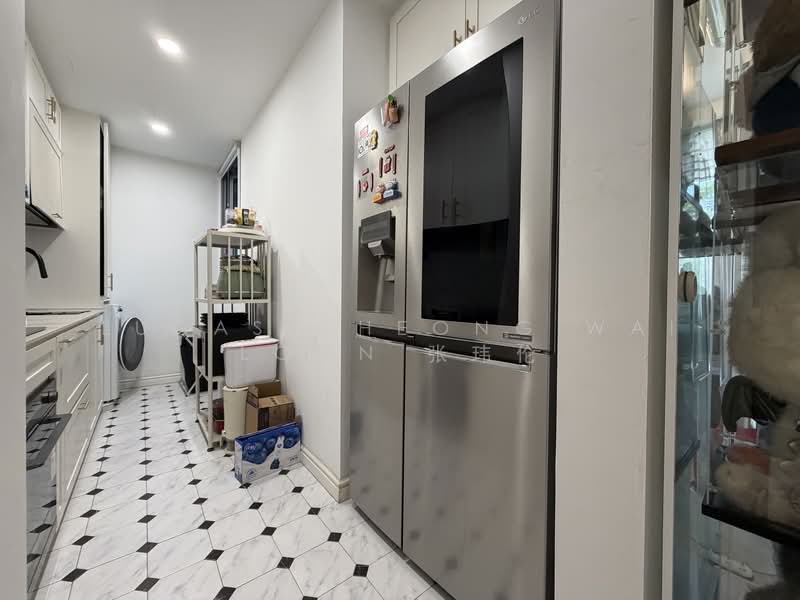 Canberra Residences, 517 Canberra Drive, 1 Bedroom, 614 sqft, Condominium For Rent, by Lucas Cheong Wai Loon 张玮伦, 500190369 - Kitchen - PropertyGuru.com.sg