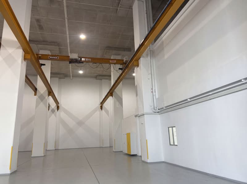 Loyang, Changi, , 21,000 sqft, Factory / Workshop (B2) For Rent, by Eva Leong, 500190372 - Interior - CommercialGuru.com.sg