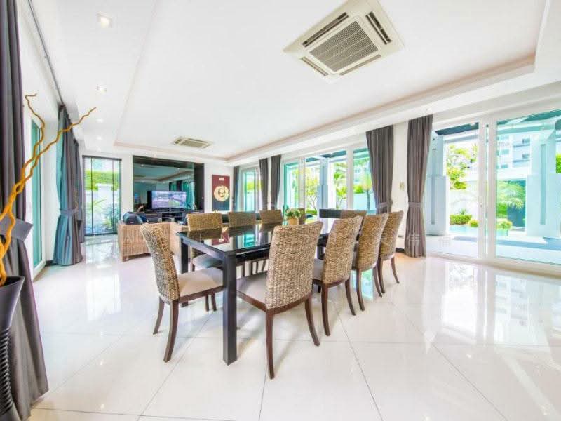 🔥 Rare Bungalow near Stevens MRT & Orchard • 1KM to SCGS 🔥, , 6 Bedrooms, 5,000 sqft, Detached House For Sale, by Martin Goh 吴伟楠, 500190375 - Dining Room - PropertyGuru.com.sg