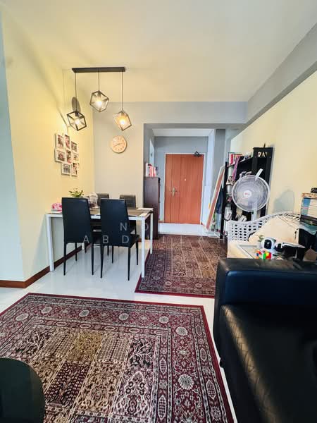 673A Fern Grove @ Yishun, 673A Yishun Avenue 4, 2 Bedrooms, 731 sqft, HDB Flat For Sale, by Noor Abdullah, 500190392 - Living Room - PropertyGuru.com.sg