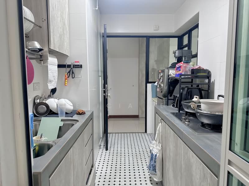 664A Punggol Drive, 664A Punggol Drive, 2 Bedrooms, 700 sqft, HDB Flat For Rent, by Felicia Teo, 500190396 - Kitchen - PropertyGuru.com.sg
