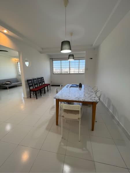165 Simei Road, 165 Simei Road, 3 Bedrooms, 1,313 sqft, HDB Flat For Sale, by Maxie Tay, 500190397 - PropertyGuru.com.sg