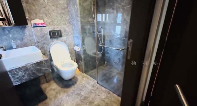 Espada, 48 Saint Thomas Walk, 2 Bedrooms, 689 sqft, Condominium For Rent, by Anthea Yeo 杨丽娇, 500190405 - Bathroom - PropertyGuru.com.sg