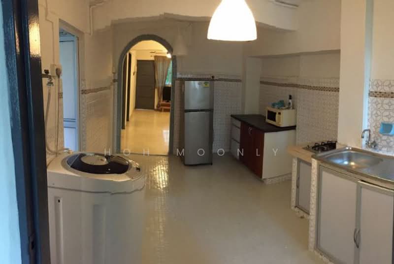 130 Kim Tian Road, 130 Kim Tian Road, 2 Bedrooms, 700 sqft, HDB Flat For Rent, by Hoh Moonly, 500190409 - Kitchen - PropertyGuru.com.sg