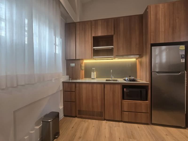 117 Jalan Besar, Jalan Besar, 2 Bedrooms, 696 sqft, Walk-up Apartment For Rent, by Esther Sim, 500190419 - Kitchen - PropertyGuru.com.sg
