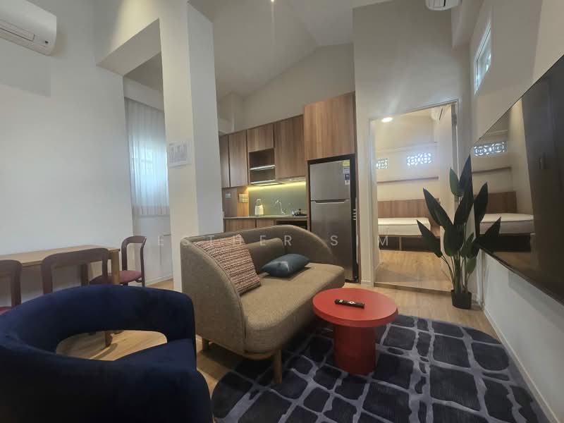 117 Jalan Besar, Jalan Besar, 2 Bedrooms, 696 sqft, Walk-up Apartment For Rent, by Esther Sim, 500190419 - Living Room - PropertyGuru.com.sg