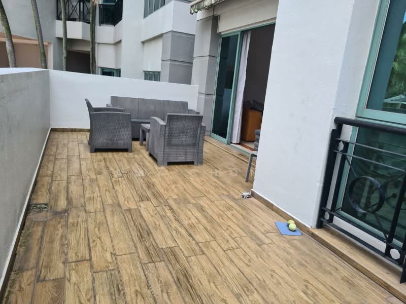 The Quayside, 60 Robertson Quay, 2 Bedrooms, 1,350 sqft, Apartment For Rent, by Amy Chong, 500190421 - Balcony - PropertyGuru.com.sg