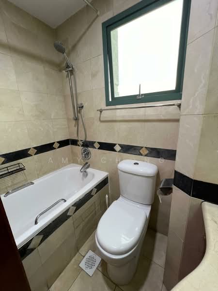 The Quayside, 60 Robertson Quay, 2 Bedrooms, 1,350 sqft, Apartment For Rent, by Amy Chong, 500190421 - Bathroom - PropertyGuru.com.sg