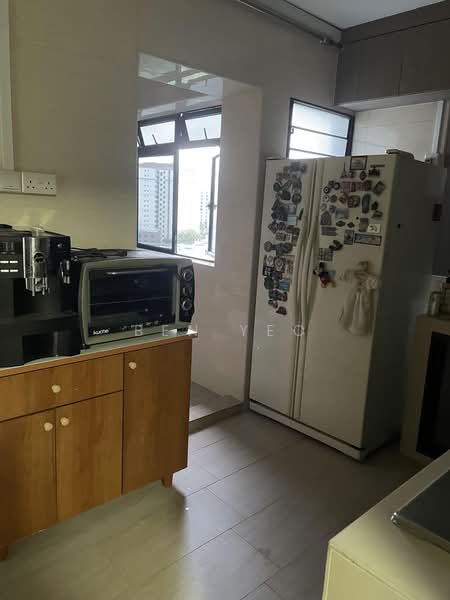 14 Jalan Bukit Merah, 14 Jalan Bukit Merah, Room Rental, 100 sqft, HDB Flat For Rent, by Ben Yeo, 500190422 - Kitchen - PropertyGuru.com.sg