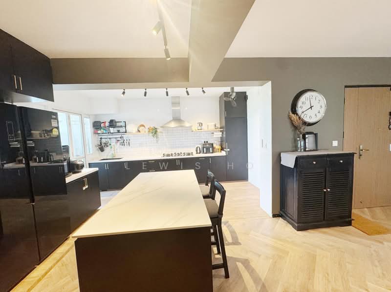 627B Tampines Street 61, 627B Tampines Street 61, 3 Bedrooms, 1,216 sqft, HDB Flat For Sale, by Lewis Ho, 500190429 - Kitchen - PropertyGuru.com.sg