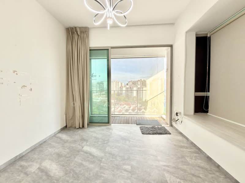 Livia, , 2 Bedrooms, 915 sqft, Condominium For Sale, by Ronald Chye, 500190439 - Balcony - PropertyGuru.com.sg