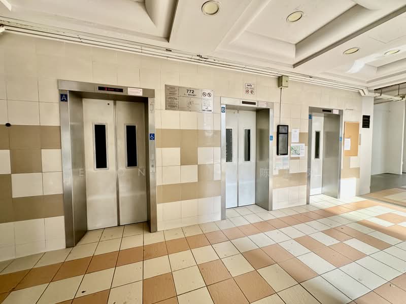 772 Bedok Reservoir View, 772 Bedok Reservoir View, 3 Bedrooms, 1,130 sqft, HDB Flat For Sale, by Evon Tan 陈玉凤, 500190459 - Corridor - PropertyGuru.com.sg