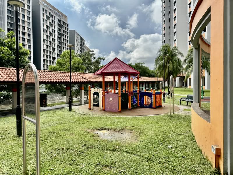 772 Bedok Reservoir View, 772 Bedok Reservoir View, 3 Bedrooms, 1,130 sqft, HDB Flat For Sale, by Evon Tan 陈玉凤, 500190459 - Exterior - PropertyGuru.com.sg