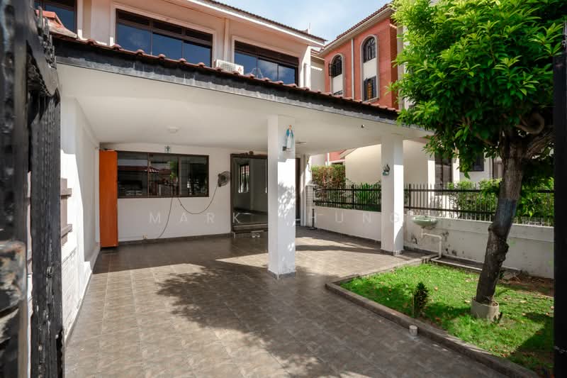 Corner Terrace, near Marine Parade MRT, 1km Tao Nan, , 3 Bedrooms, 2,000 sqft, Corner Terrace For Sale, by Mark Chung, 500190461 - Exterior - PropertyGuru.com.sg
