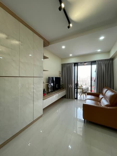 Riverfront Residences, 41 Hougang Avenue 7, 3 Bedrooms, 872 sqft, Condominium For Rent, by George Wang, 500190476 - Living Room - PropertyGuru.com.sg