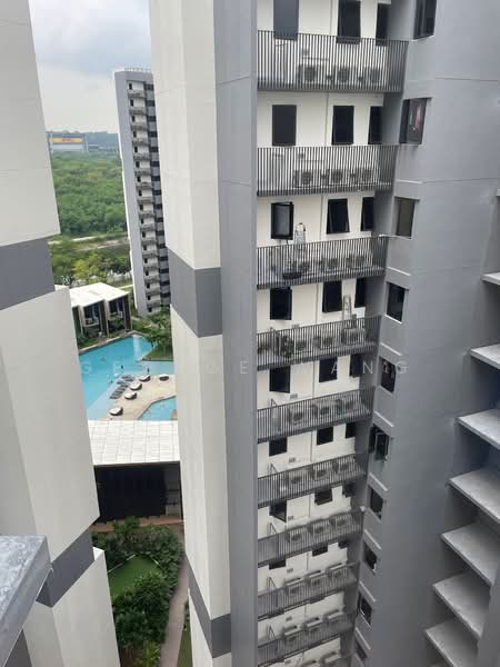 Riverfront Residences, 41 Hougang Avenue 7, 3 Bedrooms, 872 sqft, Condominium For Rent, by George Wang, 500190476 - PropertyGuru.com.sg