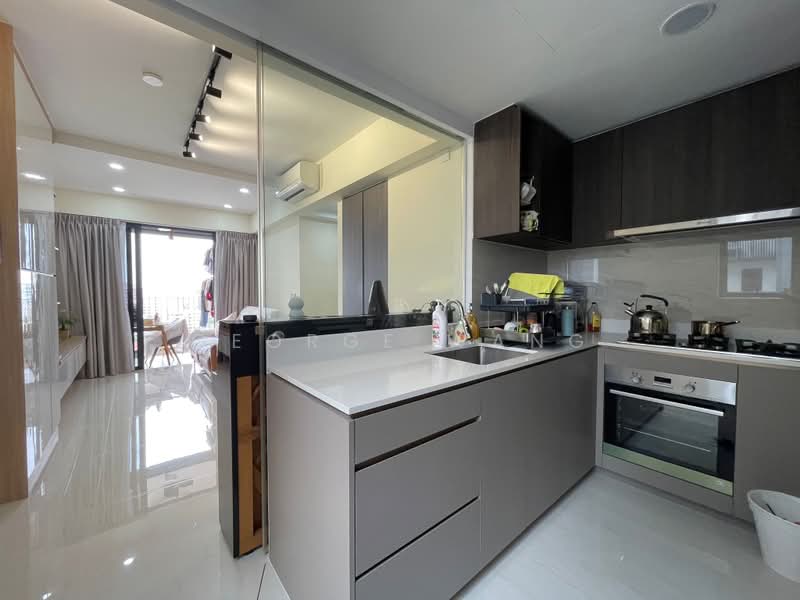 Riverfront Residences, 41 Hougang Avenue 7, 3 Bedrooms, 872 sqft, Condominium For Rent, by George Wang, 500190476 - Living Room - PropertyGuru.com.sg