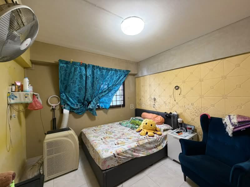 840 Woodlands Street 82, 840 Woodlands Street 82, 3 Bedrooms, 904 sqft, HDB Flat For Sale, by Ahmad Ibrahim, 500190494 - Bedroom - PropertyGuru.com.sg