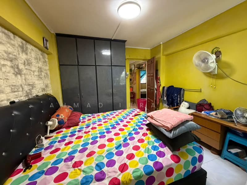 840 Woodlands Street 82, 840 Woodlands Street 82, 3 Bedrooms, 904 sqft, HDB Flat For Sale, by Ahmad Ibrahim, 500190494 - Bedroom - PropertyGuru.com.sg