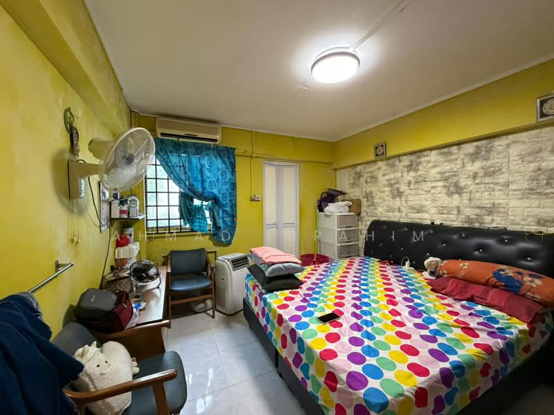 840 Woodlands Street 82, 840 Woodlands Street 82, 3 Bedrooms, 904 sqft, HDB Flat For Sale, by Ahmad Ibrahim, 500190494 - Bedroom - PropertyGuru.com.sg