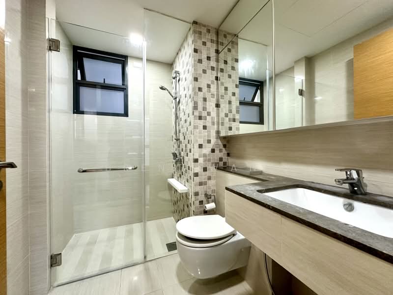My Manhattan, 35 Simei Street 3, 3 Bedrooms, 1,076 sqft, Condominium For Rent, by Brent Wang, 500190507 - Bathroom - PropertyGuru.com.sg
