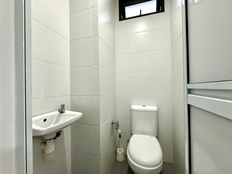My Manhattan, 35 Simei Street 3, 3 Bedrooms, 1,076 sqft, Condominium For Rent, by Brent Wang, 500190507 - Bathroom - PropertyGuru.com.sg
