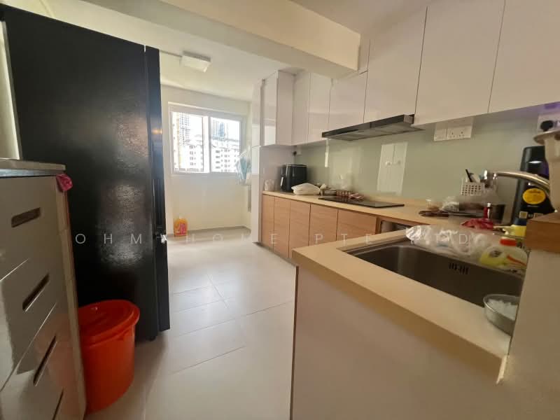 119 Bukit Merah View, 119 Bukit Merah View, 2 Bedrooms, 699 sqft, HDB Flat For Sale, by DICKSON PANG, 500190513 - Kitchen - PropertyGuru.com.sg
