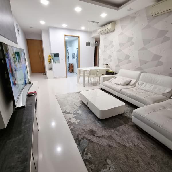 76 Shenton, 76 Shenton Way, 2 Bedrooms, 979 sqft, Apartment For Sale, by Ling Wong 王秀玲, 500190522 - PropertyGuru.com.sg